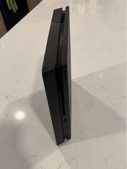 Ps4 slim 1 tb