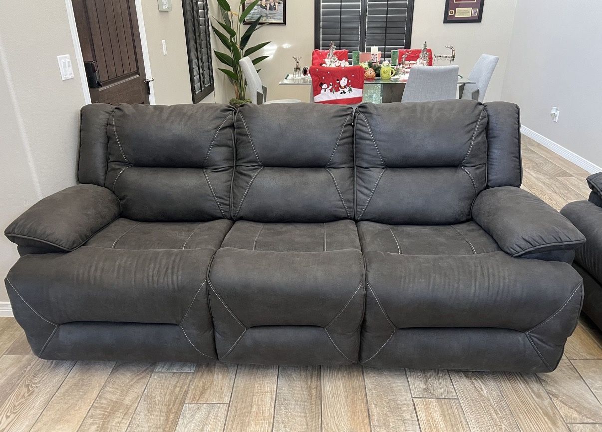 Reclining Sofa