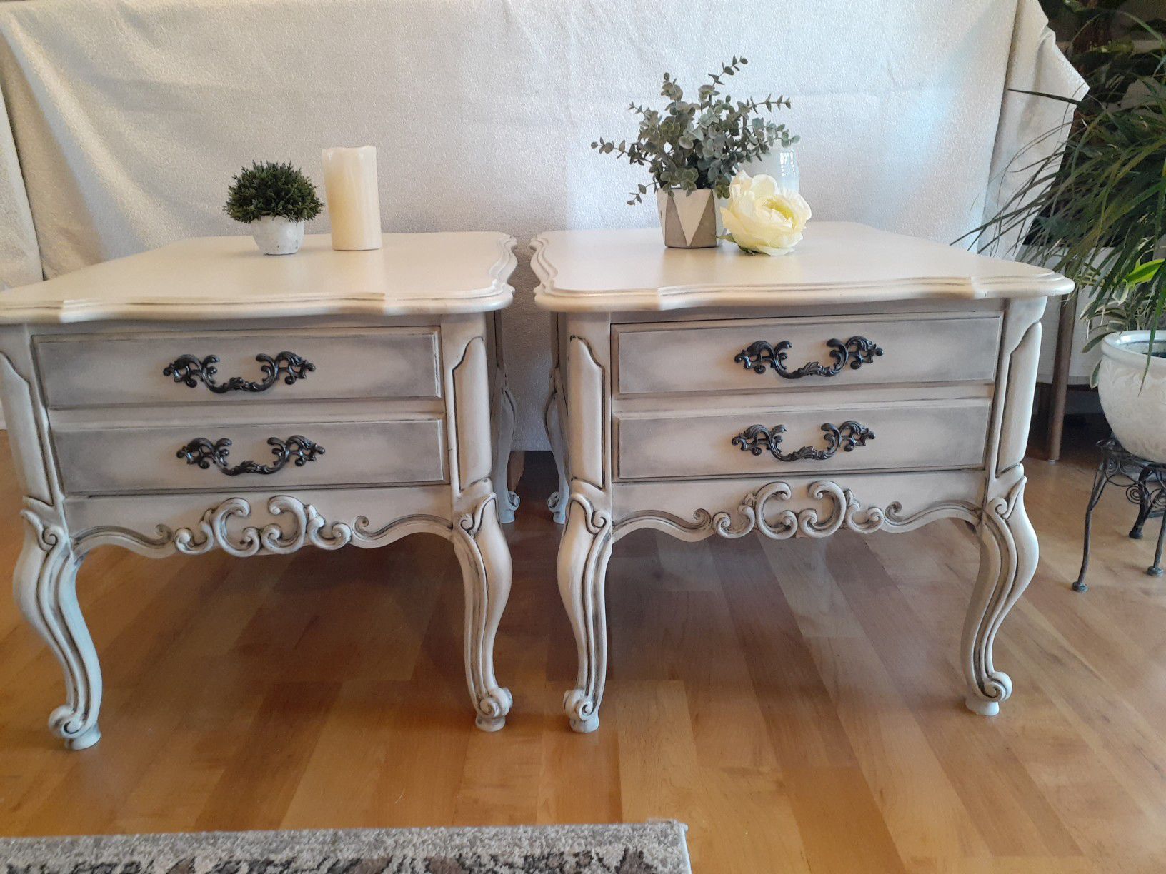 Set of beautiful end tables