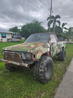 85 Toyota mud truck 4x4