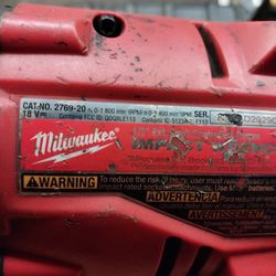 MILWAUKEE IMPACT WRENCH EXTENSION 1/2" WITH BATTERY 18V LITHIUM FUEL BRUSHLESS AND CHARGER 