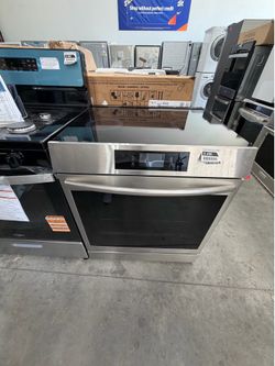 Induction oven range