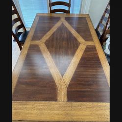 Real Wood American Furniture Table With 6 Chairs. Paid $4000 2 Years Ago