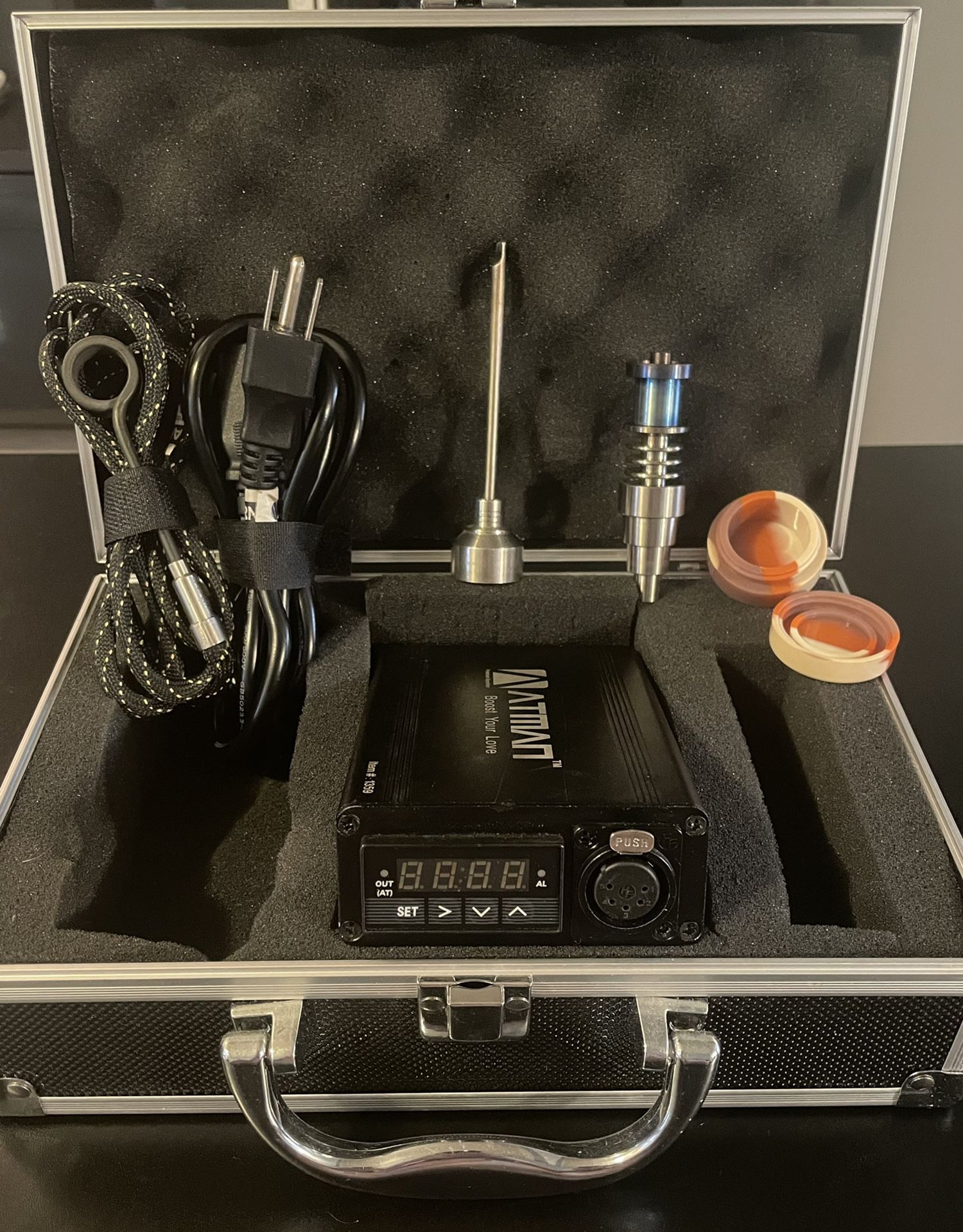 Atman LED Nail With Case $100