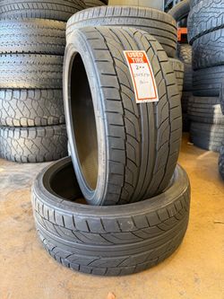 235/35R20 NITTO full pair 2 tires