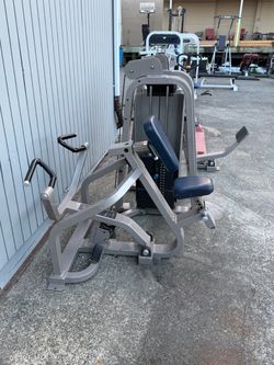 Precor Commercial Seated Row