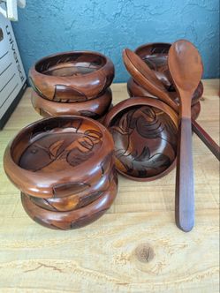 Wooden Salad Bowls w/Utensils