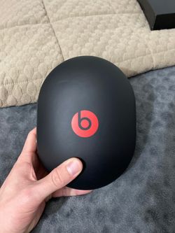 Matte Black Studio3 Beats Wireless