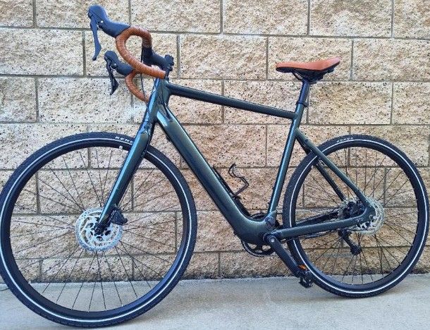 Giant/Momentum Voya E+1 Size Large 2024 Charger Included No Issues At All. Asking 800$