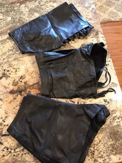 Leather skirt shorts