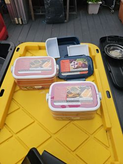Lunch Box Bento Lunch Box X3 Total $5