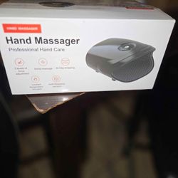 Hand massager