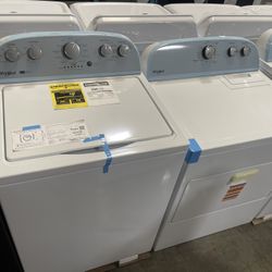 NEW WHIRLPOOL WASHER AND DRYER SET 