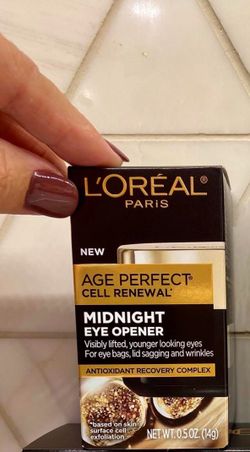 L'Oréal Paris Age Perfect Cell Renewal Midnight Eye Opener. Visibly lifted, younger looking eyes. New in box