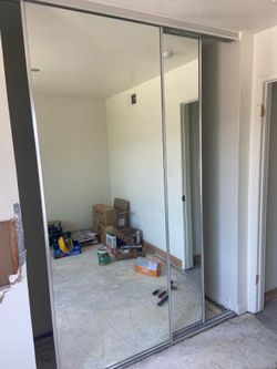 Closet glass sliding doors