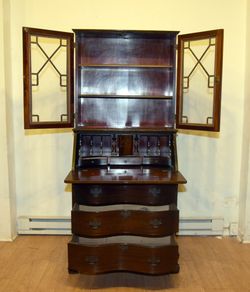 Vintage Cabinet (Mahogany)
