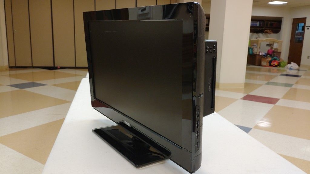 RCA 26LB30RQD 26" 1080i HD LCD TV DVD COMBO