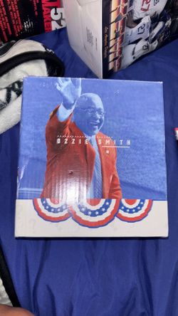 Ozzie Smith Collectible Box Set