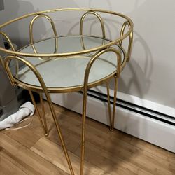 Side Table With Mirror 