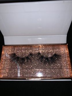 LUX LASHES