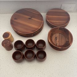 Wood Dishes By Aides