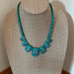 Gorgeous Blue Turquoise Necklace 