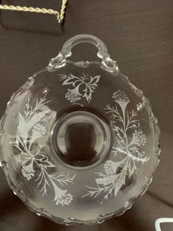 GLASS DISH 6in WITH UNIQUE ETCHED PATTERN