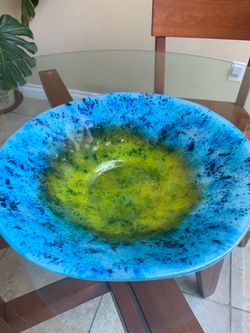 Hand-Blown Glass Bowl in Blue and Yellow – Beautiful Decorative Art Piece