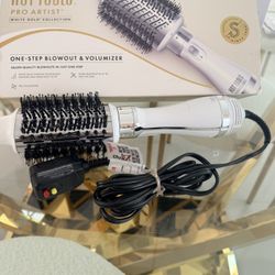 HOT TOOLS Professional White Detachable One Step Volumizer and Hair Dryer
