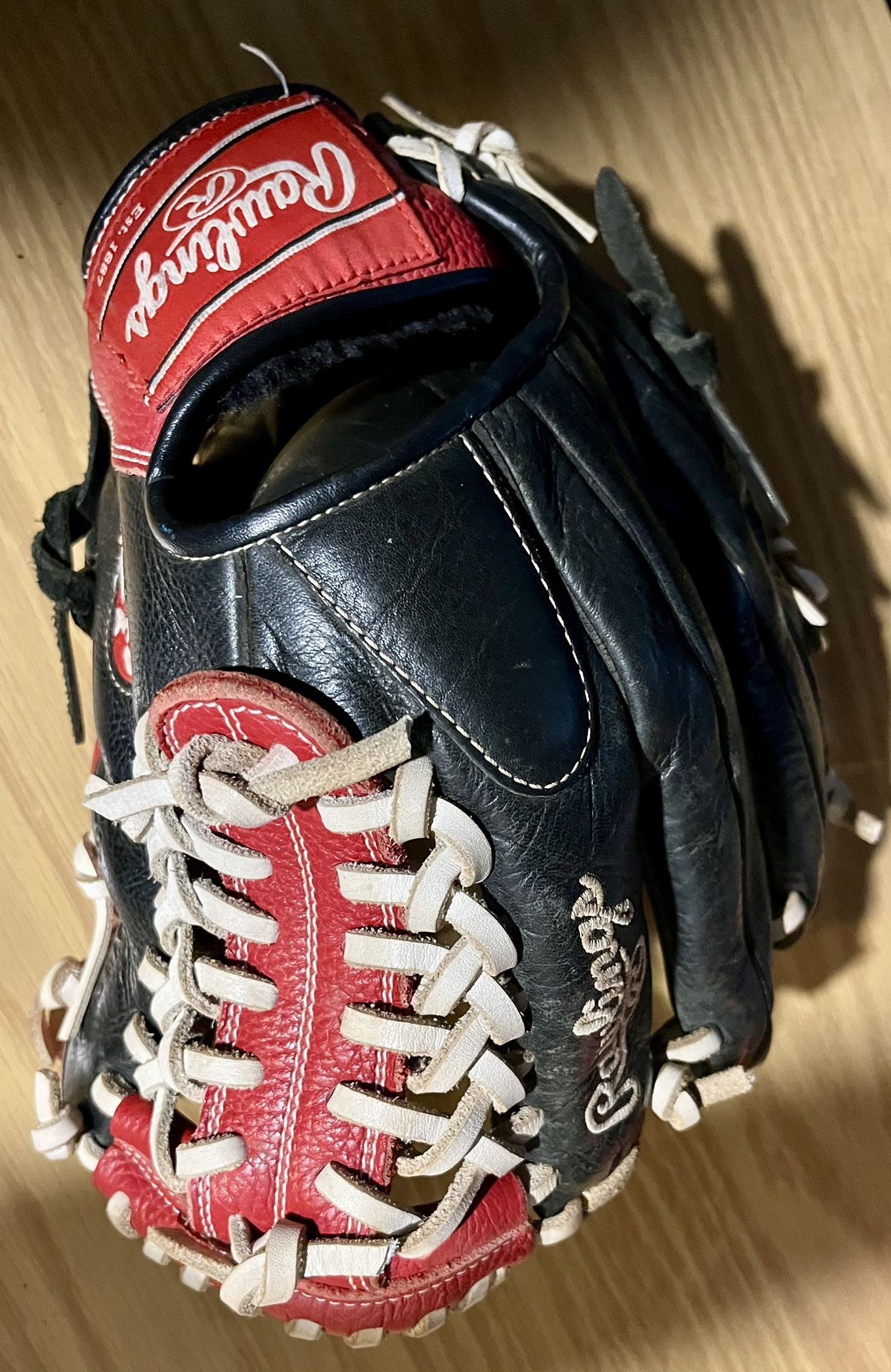 Rawlings RCS Custom Series Baseball Glove 11 1/4”
