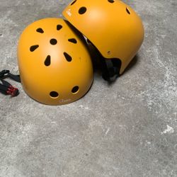 2 Helmets Adults Jbm