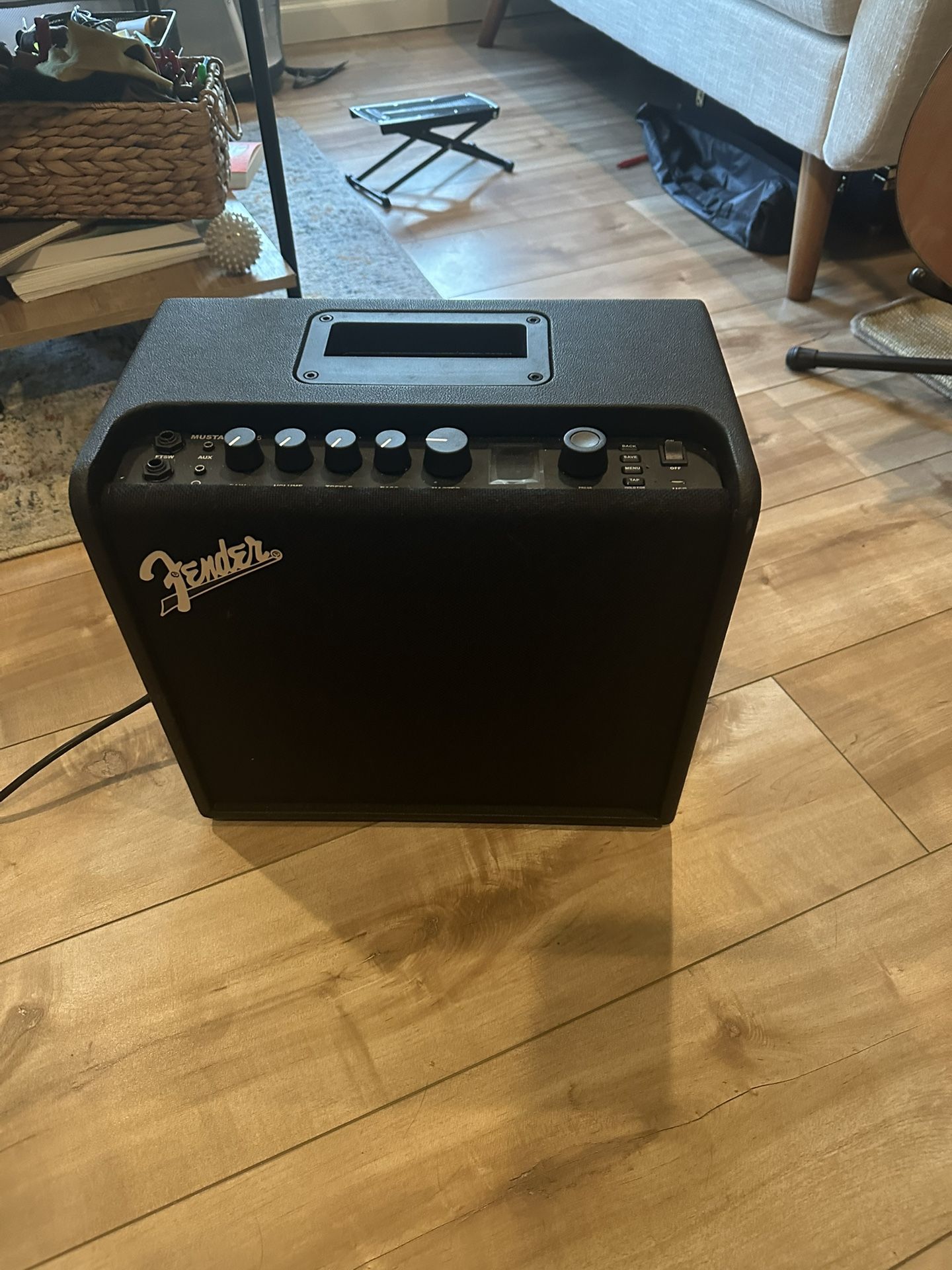 Fender Mustang Lt25 Amp