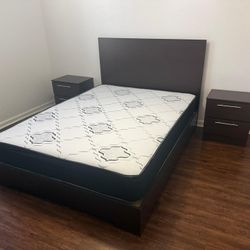 Brand New Queen Bed with Mattress and 2 Nightstands / Cama Queen con Colchón y 2 Mesas de Noche Nuevo a Estrenar… Fast 🚚