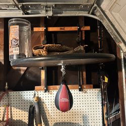 Everlast Speed Bag Platform 