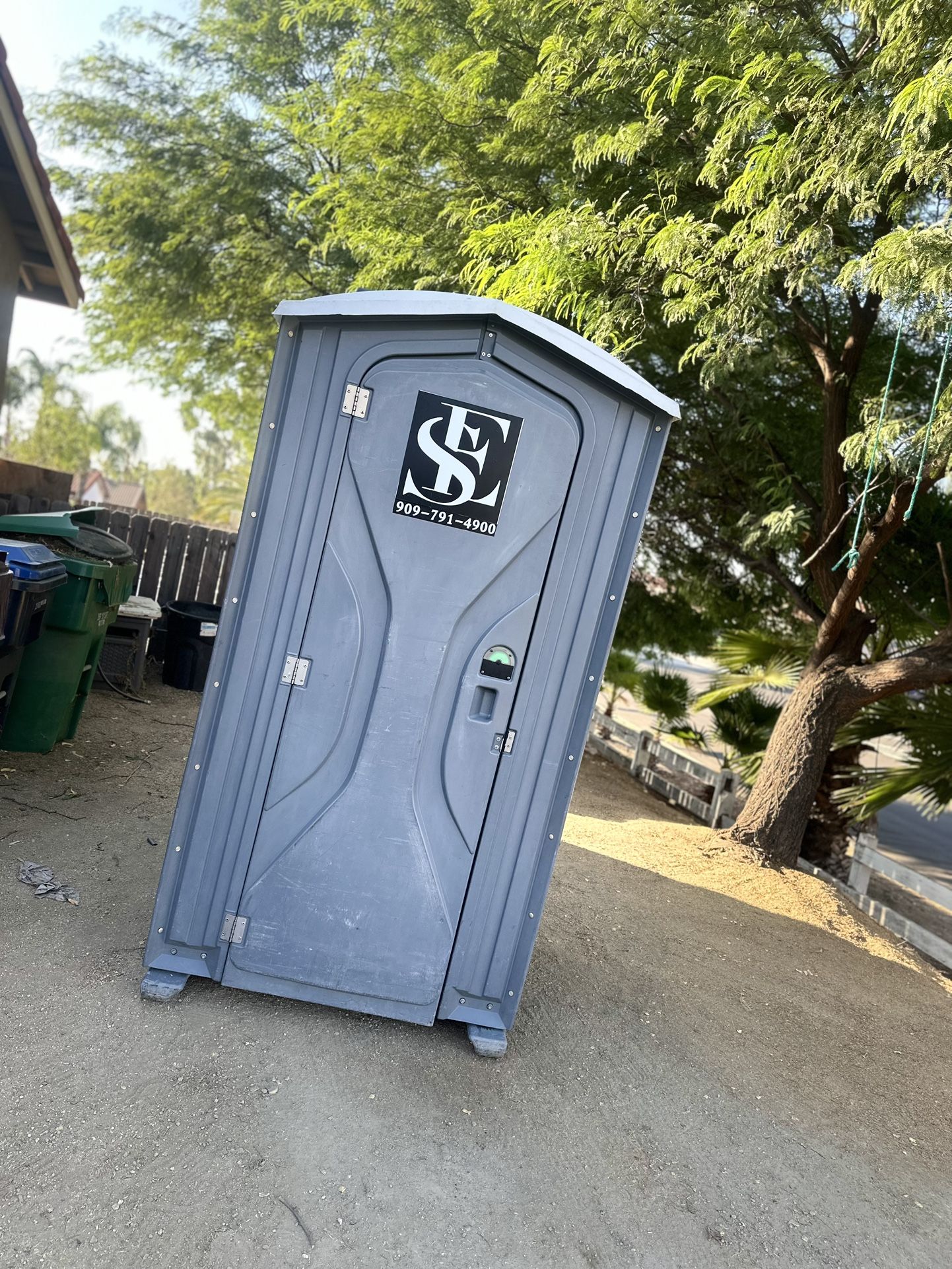 Porta Potty for Sale in Fontana, CA OfferUp