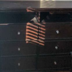 Vintage Dresser/ Night Stand