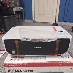 Canon All in One PIXMA MP190 with USB cable
