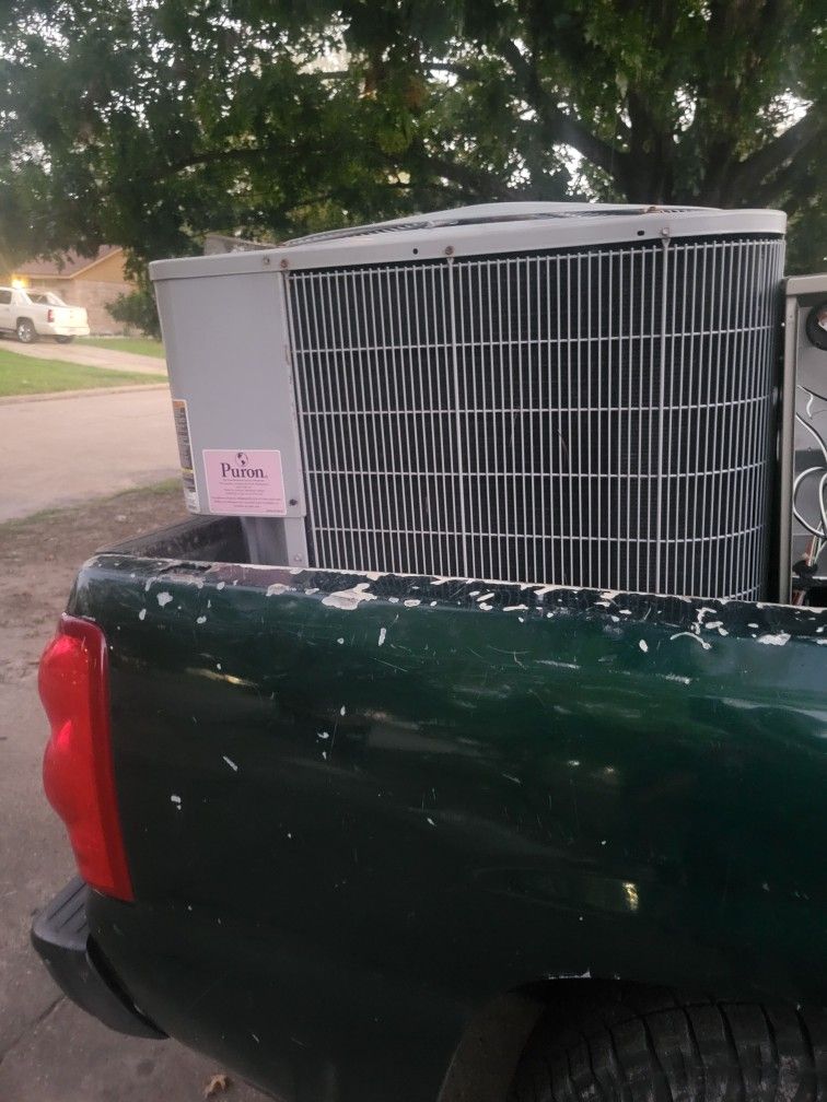 Carrier Condenser Unit