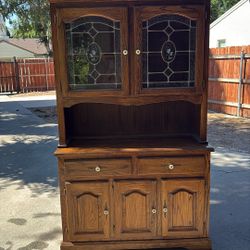 China Cabinet (lighted)