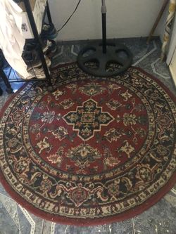 Round rug