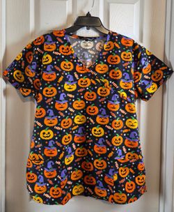 Women's Cassandra O Halloween SS Scrub Shirt w/ Tieback