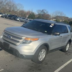 2012 Ford Explorer