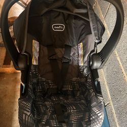 EvenFlo Infant Car seat 