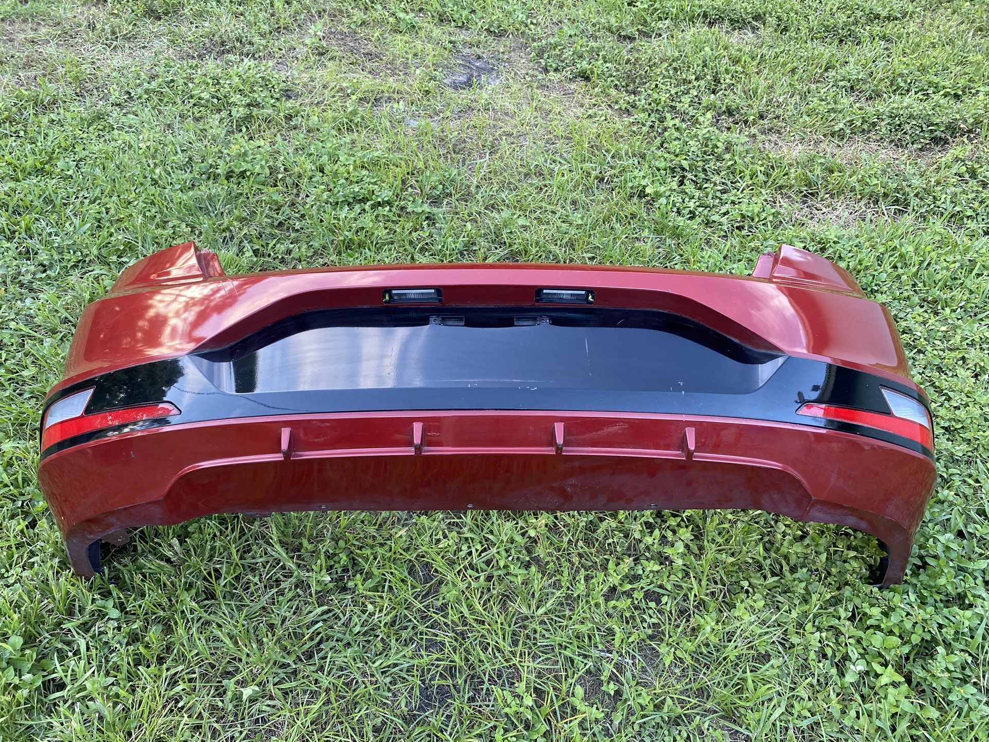 Hyundai Elantra rear bumper oem 19-20..