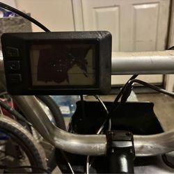 Selling it I need the money and its a Macfox m16