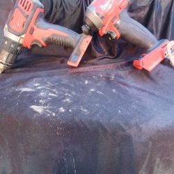 Milwaukee M18  18v. Lithium Ion Brushless Cordle Milwaukee M18  M12  Drill Drive