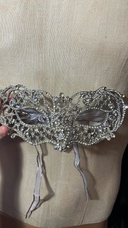 New masquerade mask