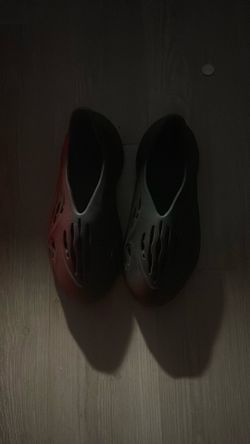 Yeezy Foam Runners Size 12