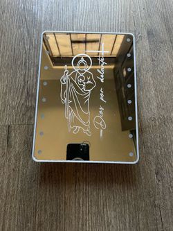Stain makeup mirror (San Judas)