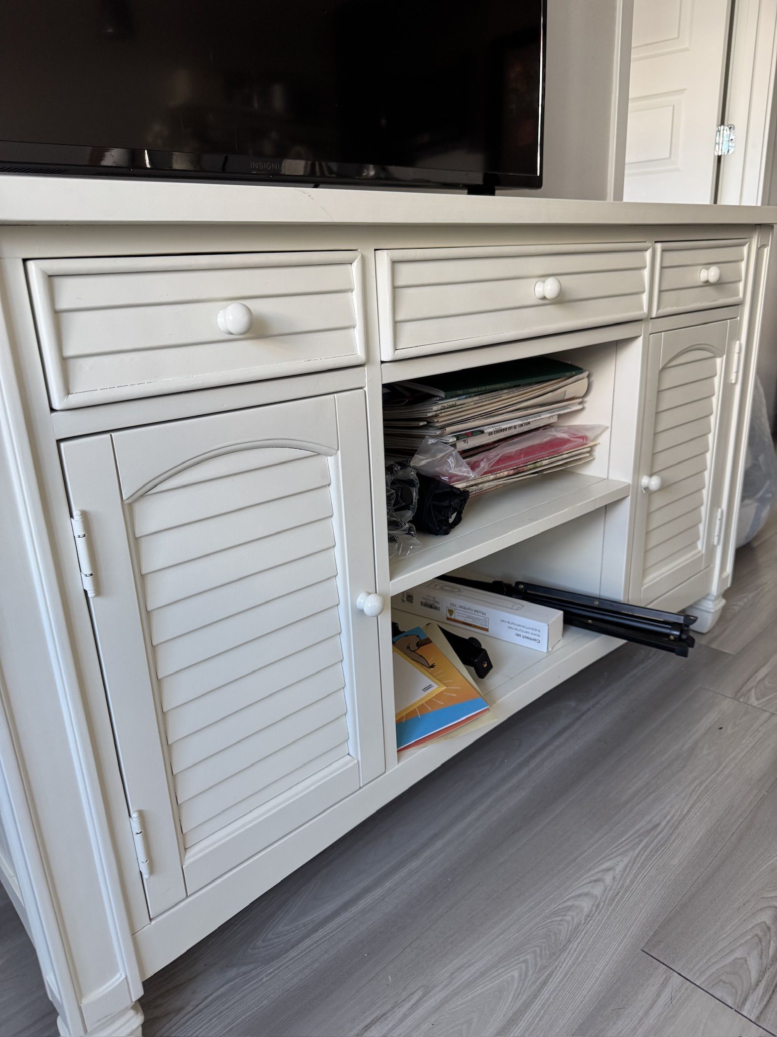 White Shutter Tv Console / Cabinet - NEW - NEED OUT ASAP